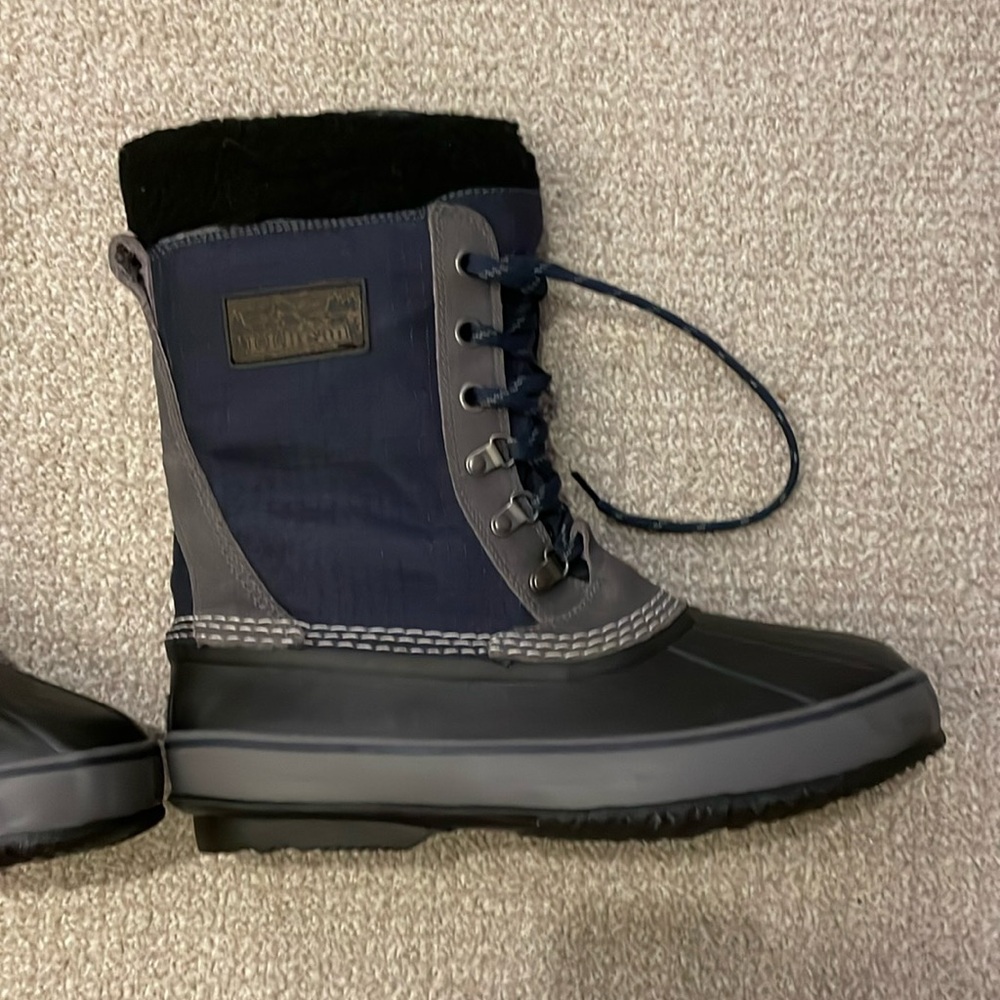Black LL Bean boots